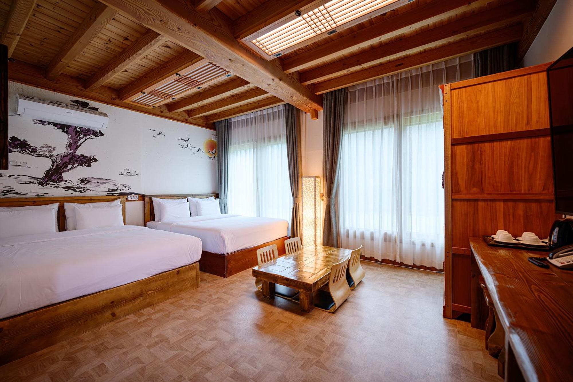 Jeonju Wangyijimil Hanok Hotel Dış mekan fotoğraf